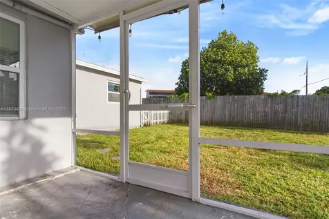 1481 SW 49th Avenue Fort Lauderdale FL 33317