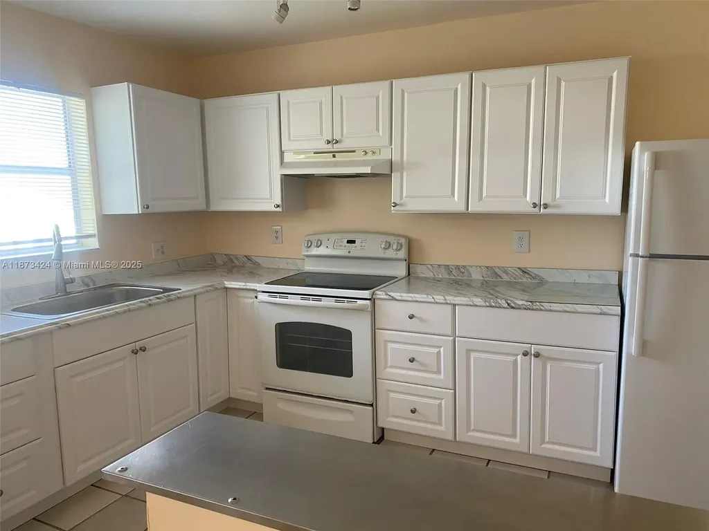 10772 La Placida Drive Coral Springs FL 33065