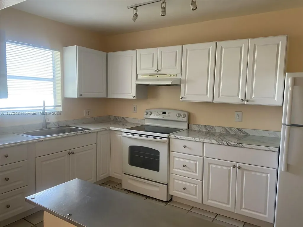10772 La Placida Drive Coral Springs FL 33065
