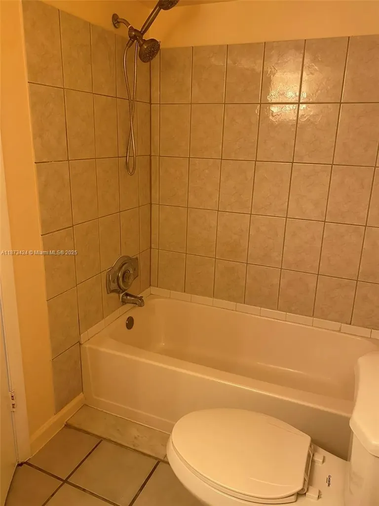 10772 La Placida Drive Coral Springs FL 33065