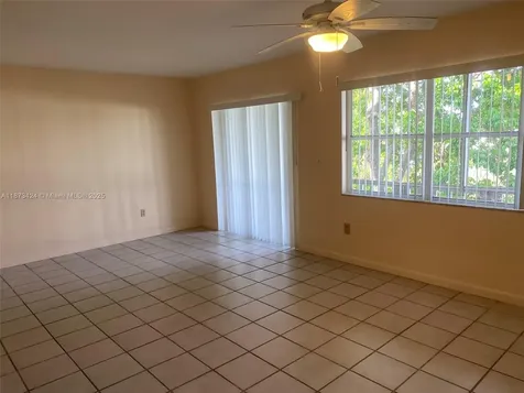 10772 La Placida Drive Coral Springs FL 33065