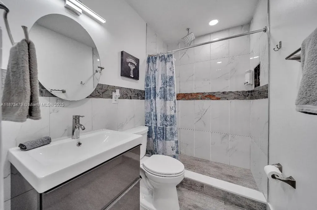 521 W Evanston Circle Fort Lauderdale FL 33312