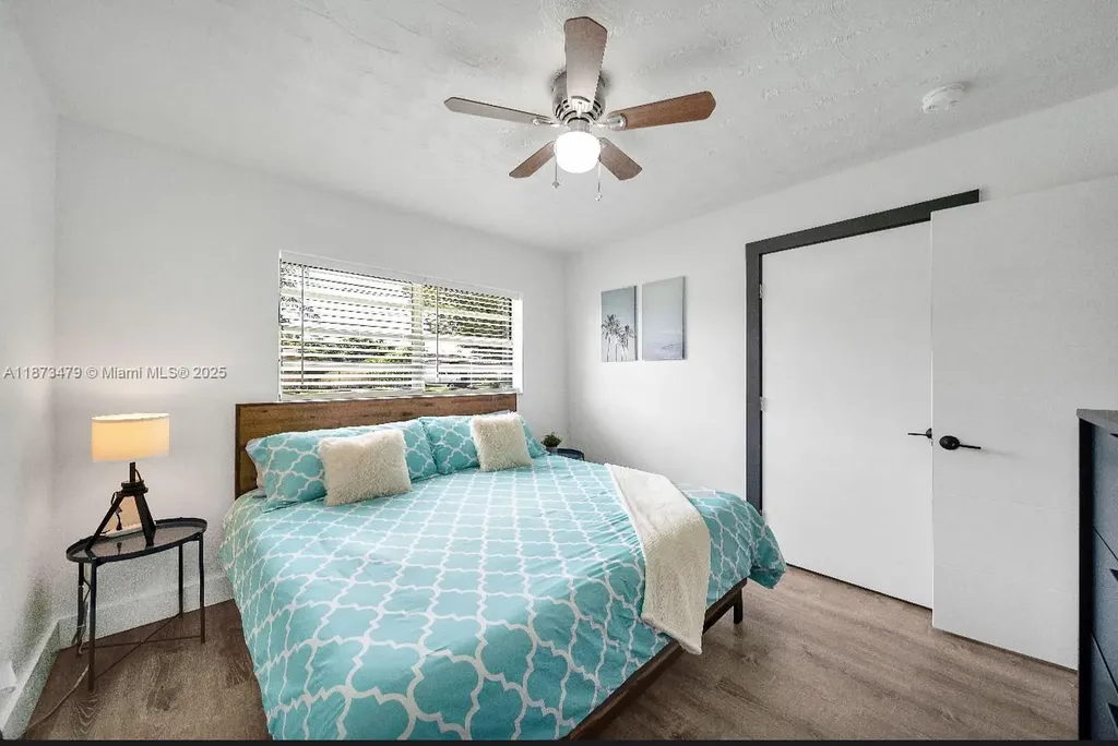 521 W Evanston Circle Fort Lauderdale FL 33312