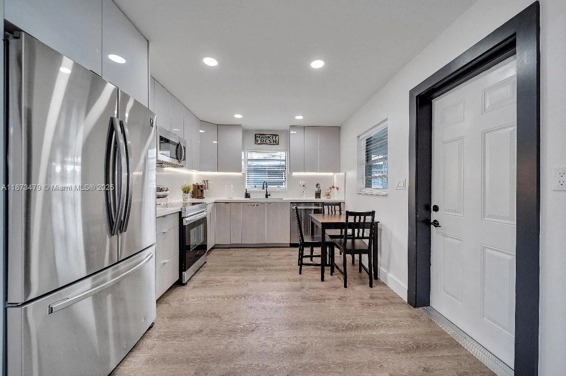 521 W Evanston Circle Fort Lauderdale FL 33312