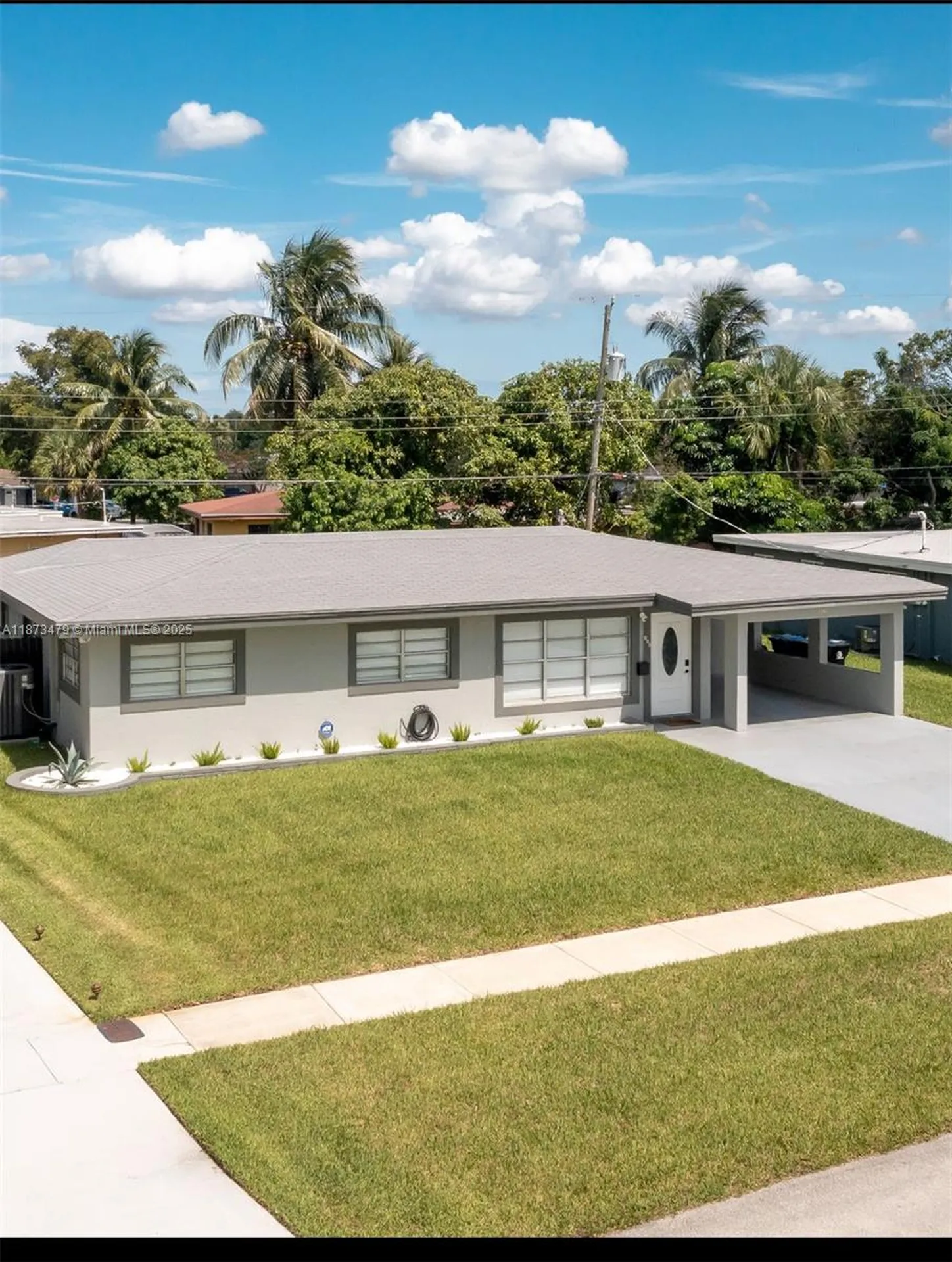 521 W Evanston Circle Fort Lauderdale FL 33312