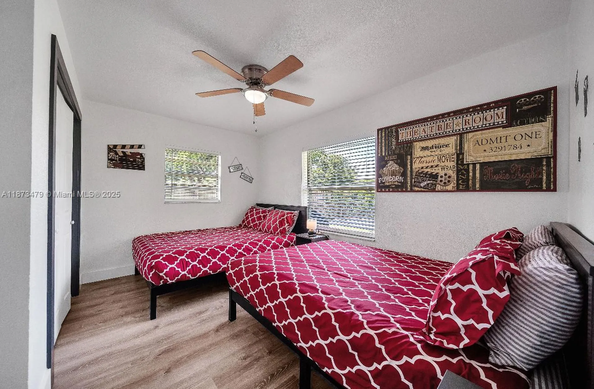 521 W Evanston Circle Fort Lauderdale FL 33312