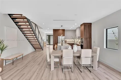 1387 SW 22nd Terrace Miami FL 33145