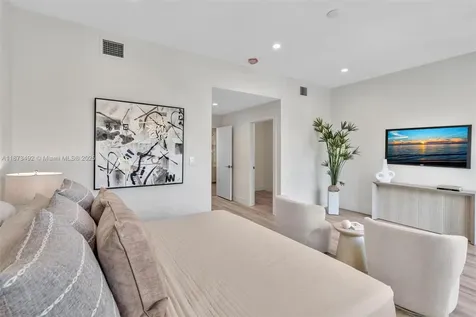 1387 SW 22nd Terrace Miami FL 33145