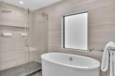 1387 SW 22nd Terrace Miami FL 33145