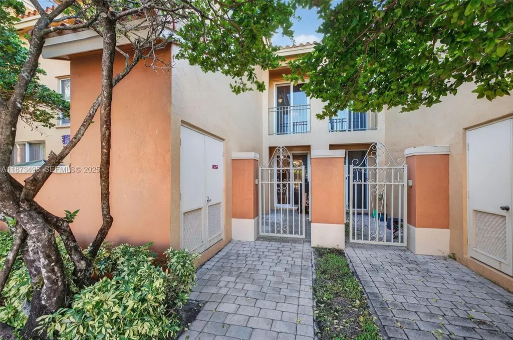 2225 Clipper Place Fort Lauderdale FL 33312