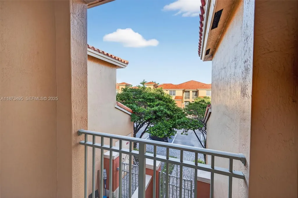 2225 Clipper Place Fort Lauderdale FL 33312