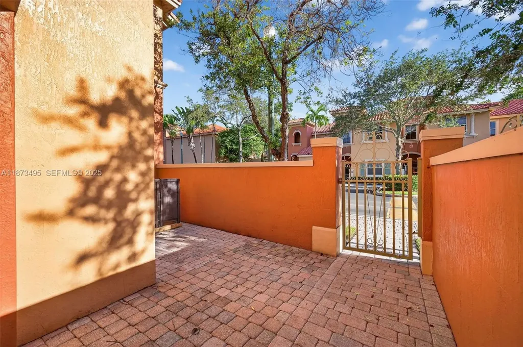 2225 Clipper Place Fort Lauderdale FL 33312