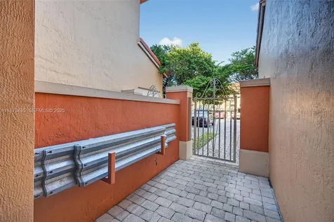 2225 Clipper Place Fort Lauderdale FL 33312