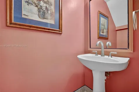 2225 Clipper Place Fort Lauderdale FL 33312