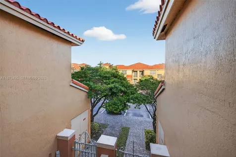 2225 Clipper Place Fort Lauderdale FL 33312