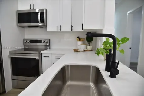 1613 NW 12th Street Fort Lauderdale FL 33311