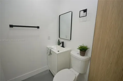 1613 NW 12th Street Fort Lauderdale FL 33311