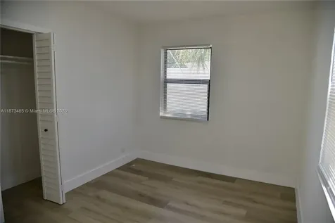 1613 NW 12th Street Fort Lauderdale FL 33311