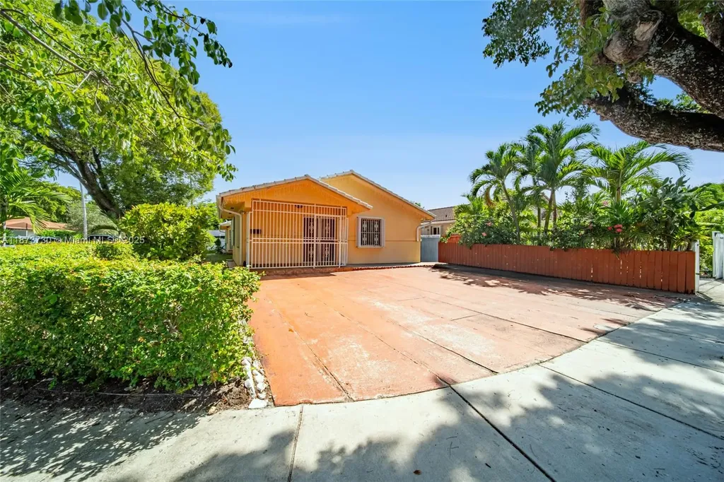 2500 SW 11th Street Miami FL 33135