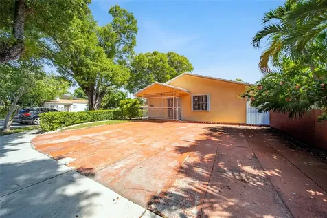 2500 SW 11th Street Miami FL 33135