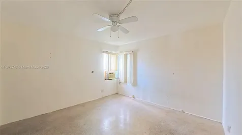 410 NW 52 Street Oakland Park FL 33309