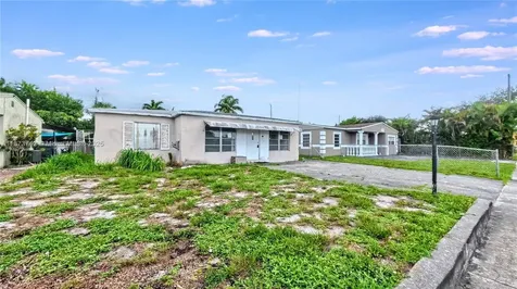 410 NW 52 Street Oakland Park FL 33309