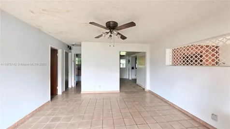 410 NW 52 Street Oakland Park FL 33309
