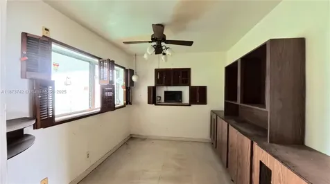 410 NW 52 Street Oakland Park FL 33309