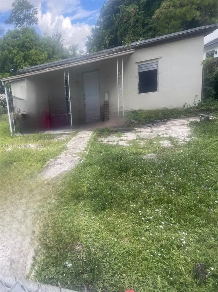 2011 NW 96th Street Miami FL 33147