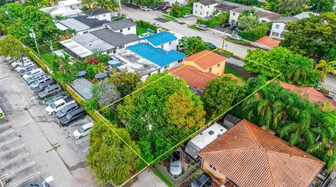 3340 SW 7th Street Miami FL 33135