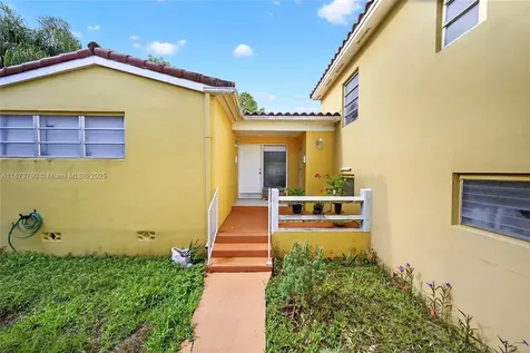 3340 SW 7th Street Miami FL 33135