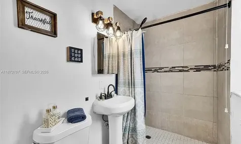 1501 NE 3rd Avenue Fort Lauderdale FL 33304