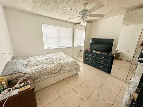 9731 SW 13th Street Pembroke Pines FL 33025