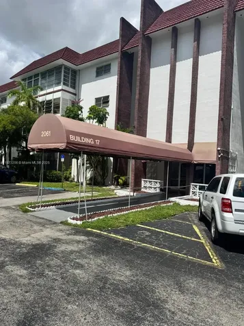 2061 NW 47th Terrace Lauderhill FL 33313