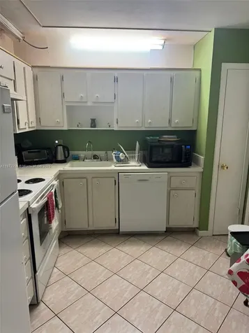 2061 NW 47th Terrace Lauderhill FL 33313