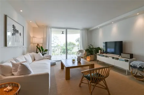 1420 Brickell Bay Drive Miami FL 33131