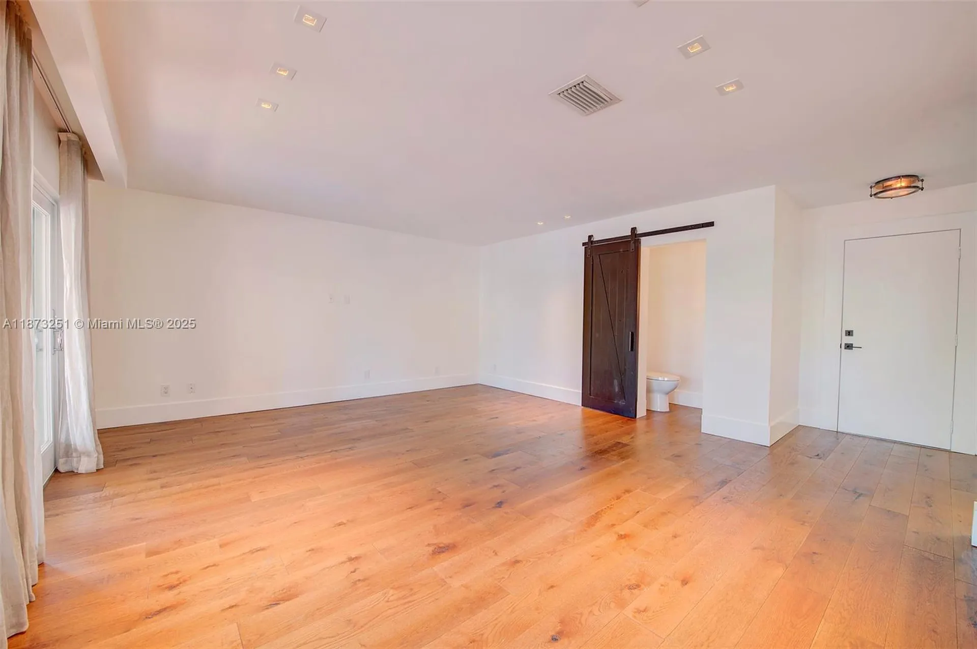 5240 NE 29th Avenue Fort Lauderdale FL 33308