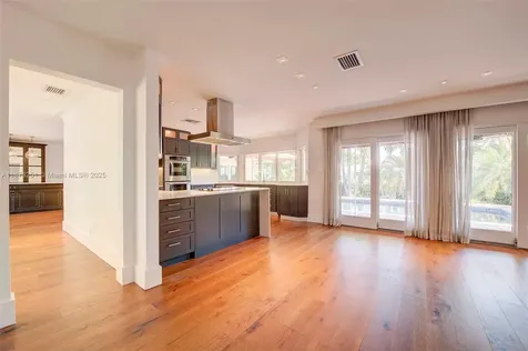 5240 NE 29th Avenue Fort Lauderdale FL 33308