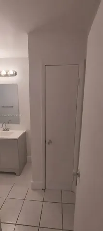 3033 NW 43rd Avenue Lauderdale Lakes FL 33313