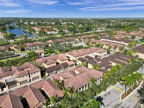 1404 SW 147th Avenue Pembroke Pines FL 33027