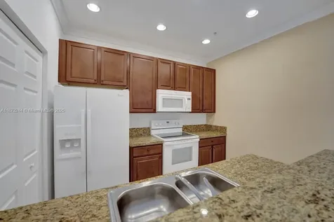 1404 SW 147th Avenue Pembroke Pines FL 33027
