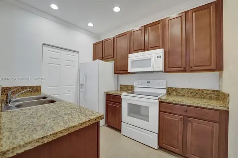 1404 SW 147th Avenue Pembroke Pines FL 33027