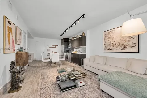31 SE 6th Street Miami FL 33131