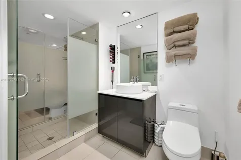 31 SE 6th Street Miami FL 33131