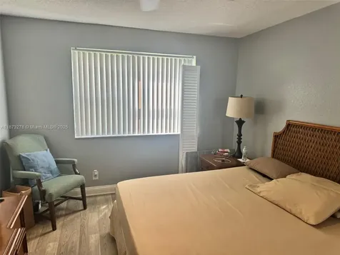 10332 Sunrise Lakes Boulevard Sunrise FL 33322