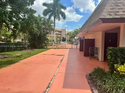 10332 Sunrise Lakes Boulevard Sunrise FL 33322