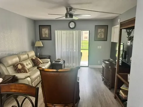 10332 Sunrise Lakes Boulevard Sunrise FL 33322
