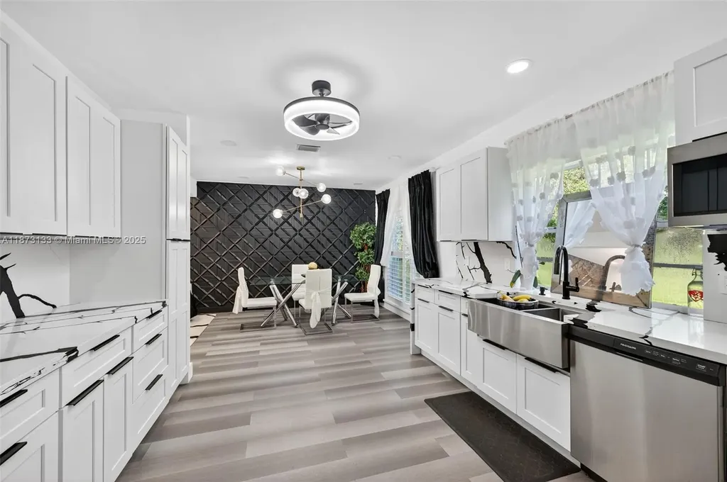 3980 Wild Lime Lane Coral Springs FL 33065