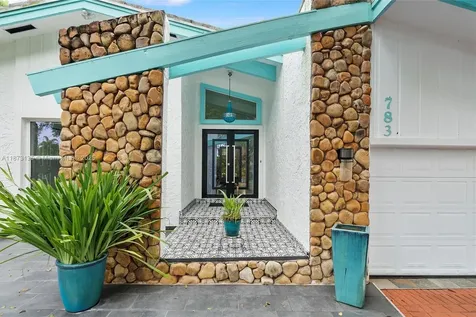 783 W Coco Plum Circle Plantation FL 33324