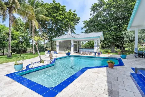 783 W Coco Plum Circle Plantation FL 33324